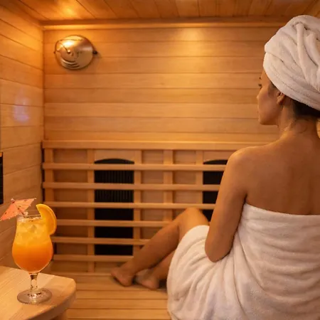 شقة Luxus Sauna Balkon Kueche Zentral *