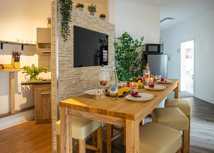 Luxus Sauna Balkon Kueche Zentral *